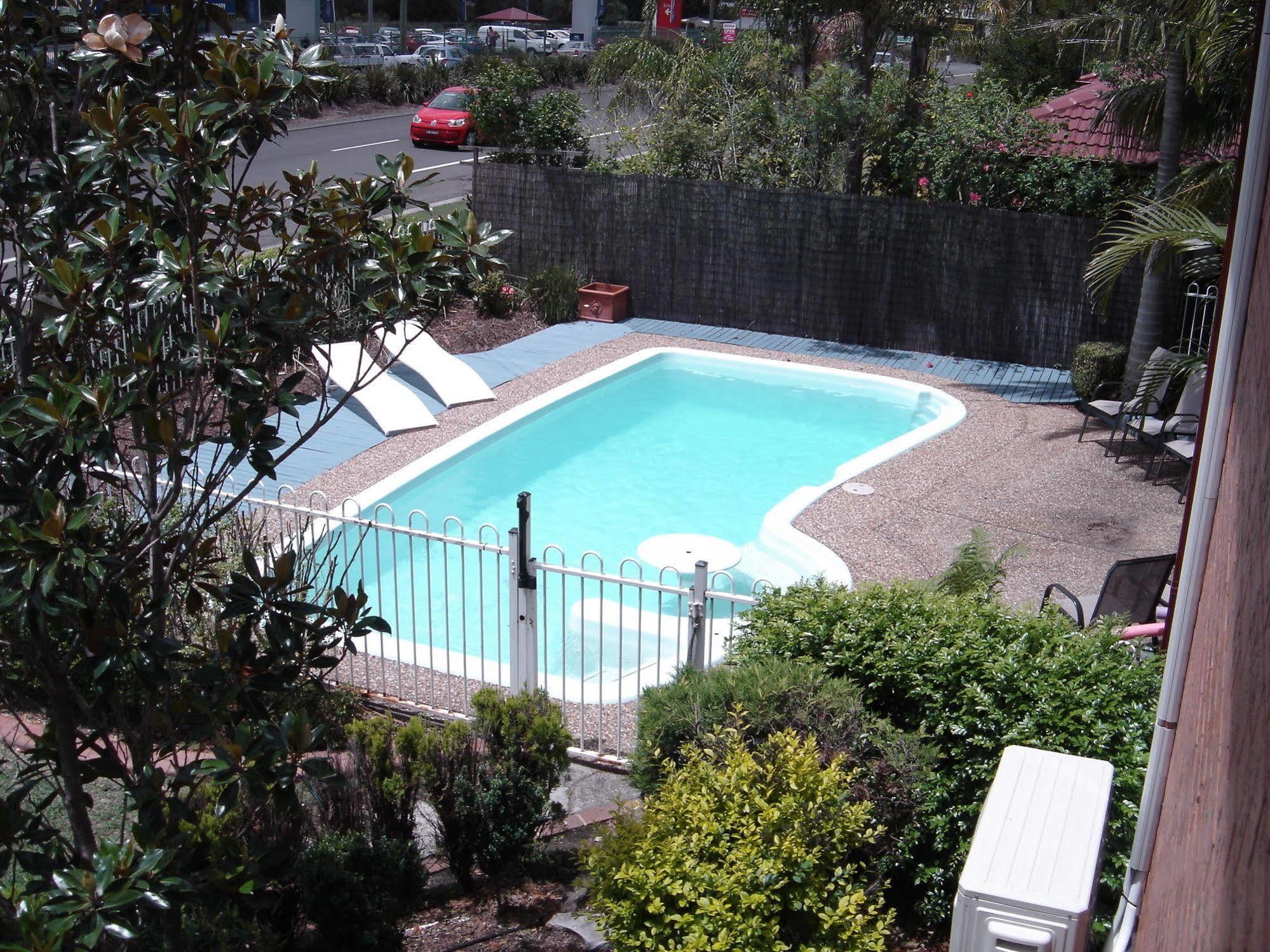 Avaleen Lodge Motor Inn Nowra Exterior foto