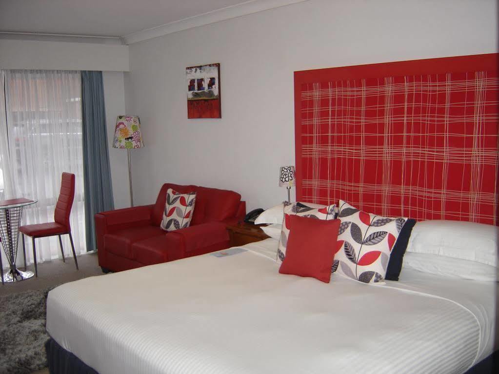Avaleen Lodge Motor Inn Nowra Exterior foto